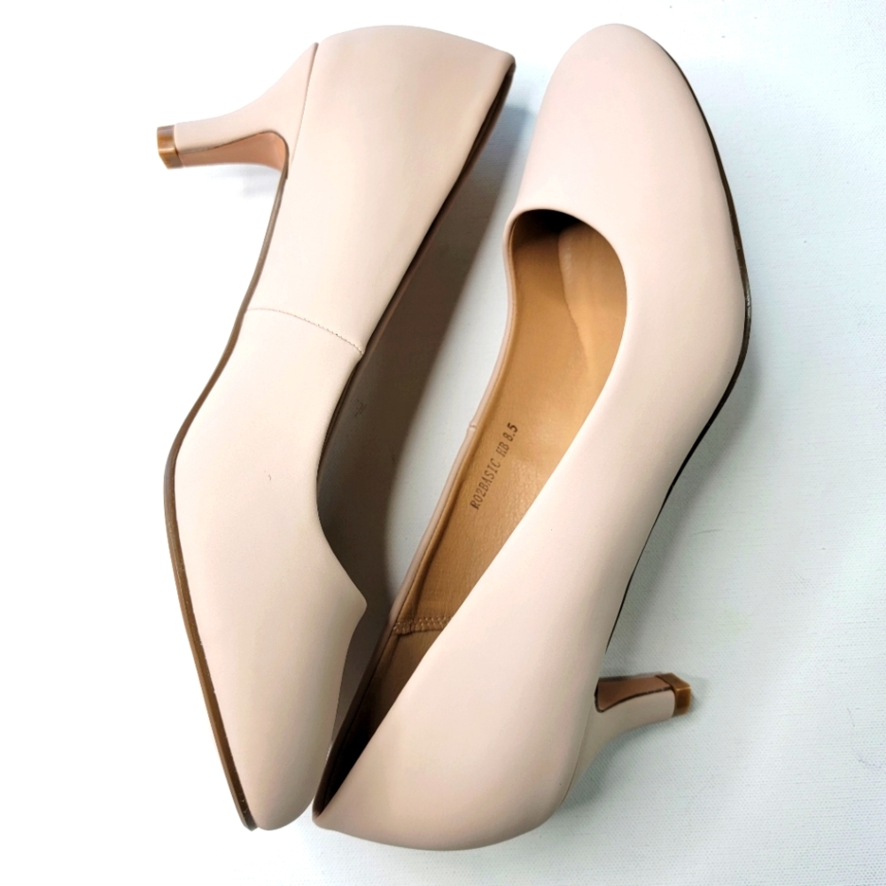 IDIFU Women's Dress Pumps 2 Inch Kitten Heel Round Toe Nude Size 8.5 - Picture 5 of 10